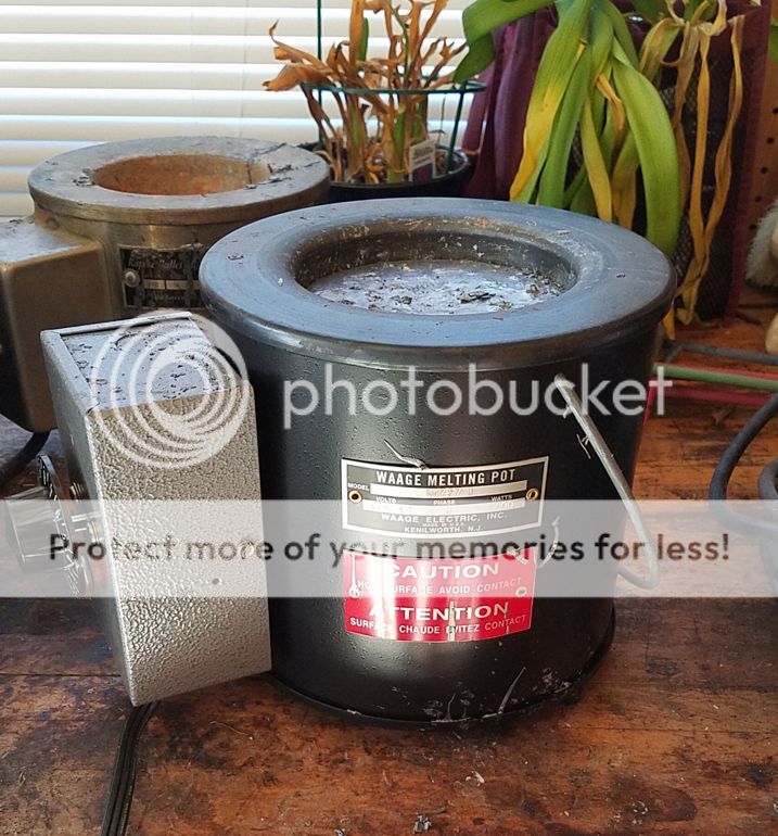 WTS Waage Electric Lead Melting Pot